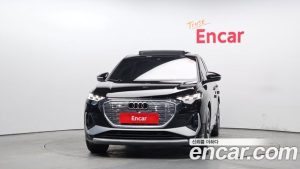 Audi Q4 e-tron 40 Premium Sportback 2023 года из Южной Кореи