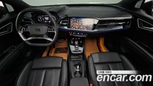 Audi Q4 e-tron 40 Premium Sportback 2023 года из Южной Кореи