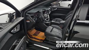 Audi Q4 e-tron 40 Premium Sportback 2023 года из Южной Кореи