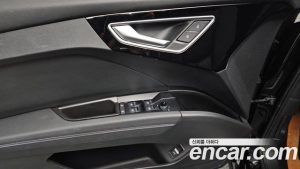 Audi Q4 e-tron 40 Premium Sportback 2023 года из Южной Кореи