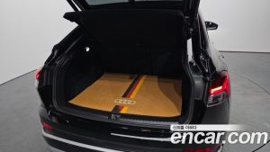 Audi Q4 e-tron 40 Premium Sportback 2023 года из Южной Кореи