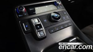 Hyundai Palisade Бензин 3.8 2WD 2024 года из Южной Кореи