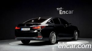 Lexus ES Luxury Plus 2024 года из Южной Кореи