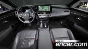 Lexus ES Luxury Plus 2024 года из Южной Кореи