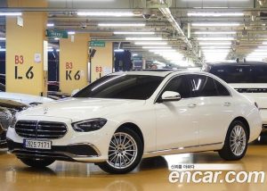 Mercedes-Benz E-Class E250 Exclusive 2023 года из Южной Кореи