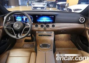 Mercedes-Benz E-Class E250 Exclusive 2023 года из Южной Кореи