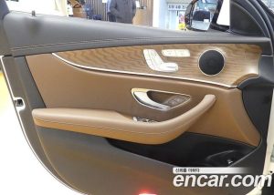 Mercedes-Benz E-Class E250 Exclusive 2023 года из Южной Кореи