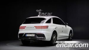 Genesis GV70 2.5T Бензин 2WD 2025 года из Южной Кореи
