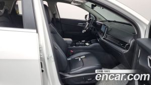 Kia Sportage Бензин 1.6 Turbo 2WD 2024 года из Южной Кореи