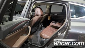 BMW X4 xDrive20i xLine 2024 года из Южной Кореи