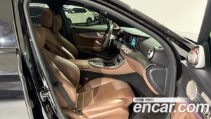 Mercedes-Benz E-Class E53 AMG 4MATIC+ 2023 года из Южной Кореи