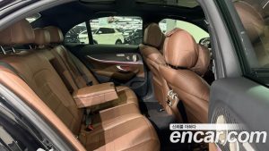 Mercedes-Benz E-Class E53 AMG 4MATIC+ 2023 года из Южной Кореи