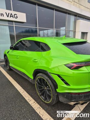 Lamborghini Urus 4.0 V8 S 2024 года из Южной Кореи