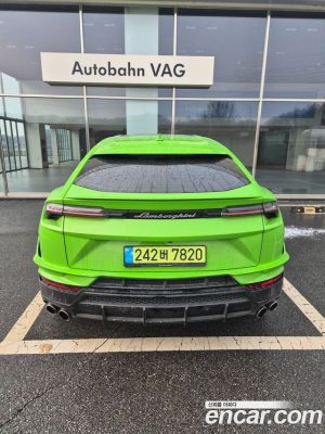 Lamborghini Urus 4.0 V8 S 2024 года из Южной Кореи