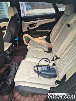 Lamborghini Urus 4.0 V8 S 2024 года из Южной Кореи