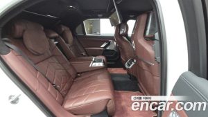 BMW i7 xDrive 60 M Sport 2023 года из Южной Кореи