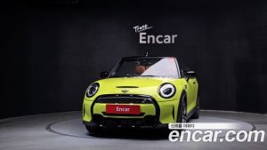 Mini Cooper Convertible CLASSIC 2024 года из Южной Кореи