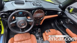 Mini Cooper Convertible CLASSIC 2024 года из Южной Кореи
