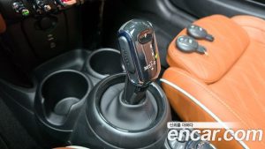 Mini Cooper Convertible CLASSIC 2024 года из Южной Кореи