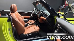 Mini Cooper Convertible CLASSIC 2024 года из Южной Кореи