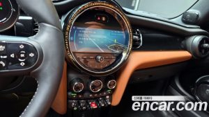 Mini Cooper Convertible CLASSIC 2024 года из Южной Кореи
