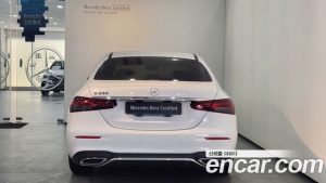 Mercedes-Benz E-Class E250 AMG Line 2023 года из Южной Кореи
