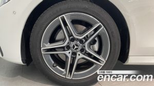 Mercedes-Benz E-Class E250 AMG Line 2023 года из Южной Кореи