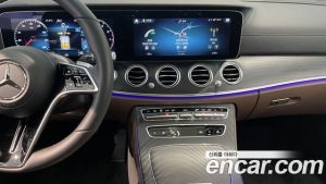 Mercedes-Benz E-Class E250 AMG Line 2023 года из Южной Кореи