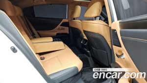 Lexus ES Executive 2025 года из Южной Кореи