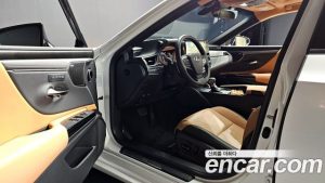 Lexus ES Executive 2025 года из Южной Кореи