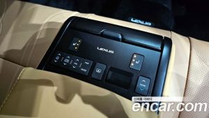 Lexus ES Executive 2025 года из Южной Кореи