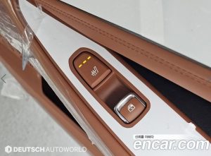 Kia K8 Noblesse 2025 года из Южной Кореи