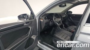 Volkswagen Tiguan 2.0 TDI 4 Prestige 2022 года из Южной Кореи