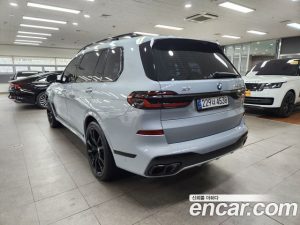 BMW X7 M60i xDrive M Sport 6 2024 года из Южной Кореи