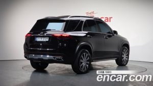 Mercedes-Benz GLE-Class GLE300d 4MATIC 2024 года из Южной Кореи