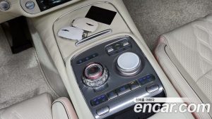 Genesis G90 Бензин 3.5 Turbo e-S/C AWD LWB 2024 года из Южной Кореи