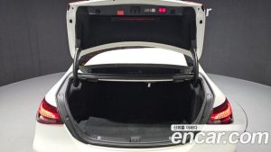 Mercedes-Benz E-Class E250 AMG Line 2023 года из Южной Кореи