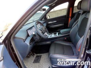 Genesis GV70 2.5T Бензин AWD 2025 года из Южной Кореи