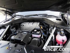 Genesis GV70 2.5T Бензин AWD 2025 года из Южной Кореи