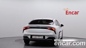 Kia K5 2.0 LPi() 2024 года из Южной Кореи