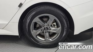 Kia K5 2.0 LPi() 2024 года из Южной Кореи