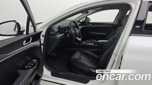 Kia K5 2.0 LPi() 2024 года из Южной Кореи