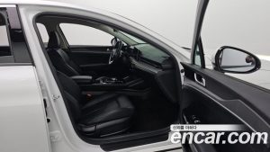 Kia K5 2.0 LPi() 2024 года из Южной Кореи