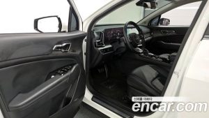 Kia Sportage Бензин 1.6 Turbo 2WD 2024 года из Южной Кореи