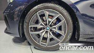 BMW 5-Series 520i M Sport 2024 года из Южной Кореи