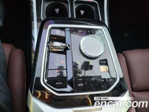 BMW 7-Series 740i xDrive M Sport 2025 года из Южной Кореи