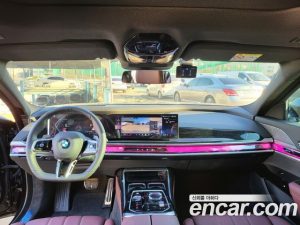 BMW 7-Series 740i xDrive M Sport 2025 года из Южной Кореи