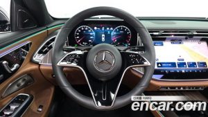 Mercedes-Benz E-Class E300 4MATIC Exclusive 2025 года из Южной Кореи