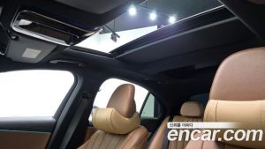 Mercedes-Benz E-Class E300 4MATIC Exclusive 2025 года из Южной Кореи