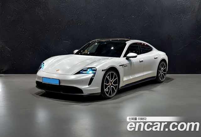 Porsche Taycan Base 2023 года из Кореи